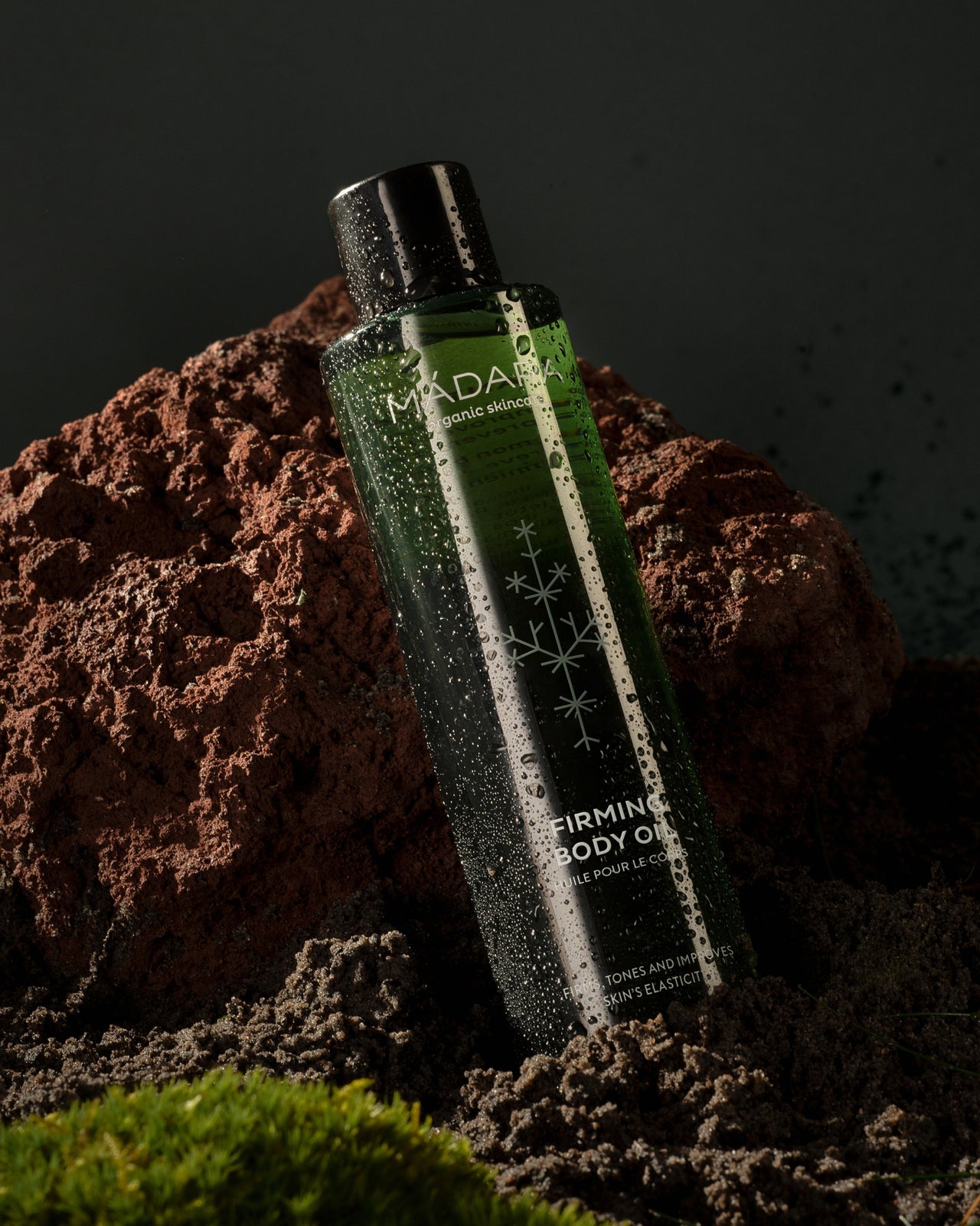 Madara Infusion Vert Vartaloöljy sammaleen ja kivien keskellä