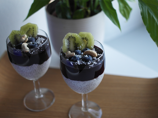 Chia-mustikkavanukas kookosmannasta