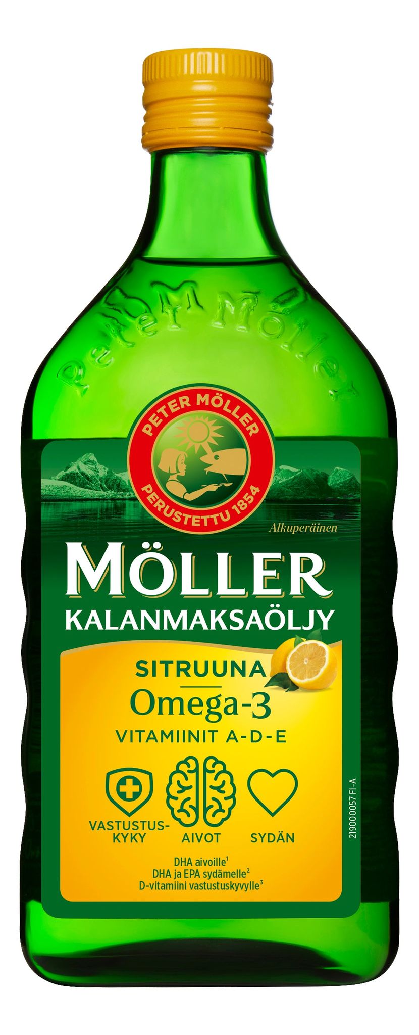 Möller Kalanmaksaöljy, sitruuna; vihreä pullo, jossa Omega-3:n sekä A-, D- ja E-vitamiinien kuvakkeet immuunipuolustuksen, aivotoiminnan ja sydänterveyden tueksi; muovinen pullo, suorakulmainen runko pyöristetyin olkapäin, keltainen kierrekorkki, kiiltävä pinta; valkoista groteskitekstiä tummanvihreällä pohjalla; tuote pystyssä vaalealla taustalla, hyvin valaistu studiokuva, ei ihmisiä.