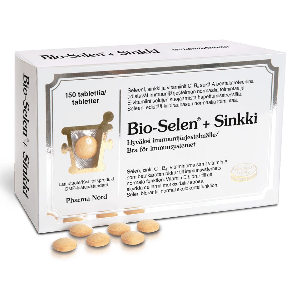 Edessä on valkoinen Pharma Nord Bio-Selen + Sinkki -rasia, jossa on ruskehtavia tabletteja. Pakkauksessa on suomenkielinen ja ruotsinkielinen teksti, seleenitietoa ja oikeassa alakulmassa laatusinetti.