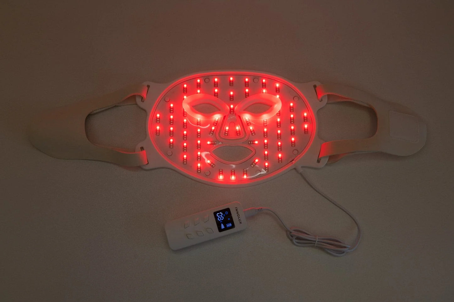 Innolux RED MASK, punainen 630 nm -valo aktiivisena