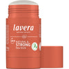 Lavera Deo Stick Natural & Strong -deodorantti avattuna, korkki vieressä, 48h+ ja luomumerkinnät näkyvissä
