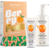 Mossa Berryfest Collection -joulurasia, tyrnikäsisaippua ja -käsivoide valkoisella taustalla