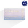 NOBE Cooling Care De-Puffing Eye Patches; suorakulmainen laatikko tekstillä "Cooling Care Arctic Skincare De-Puffing Eye Patches" ja NOBE oikealla puolella; kulmassa sininen pyöreä merkki tekstillä "FAZER XYLITOL"; tausta valkoinen pehmeine varjoineen; laatikko suorareunainen mattapinnalla; sans-serif-tekstiä eri kokoina; ei ihmisiä tai käsiä; studiokuva suoraan edestä.