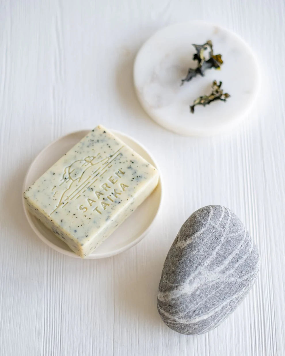 Saaren Taika Rakkohauru Kasvosaippua-Saaren Taika-Hyvinvoinnin Tavaratalo