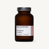 Wild Nutrition Menopause Complex -pullo, ruskea lasipullo mattamustalla kierrekannella; valkoisessa etiketissä mustaa tekstausvapaata tekstiä ja vaaleanpunainen vaakaraita; etiketissä lukee "Wild Nutrition Menopause Complex"; pullo sylinterimäinen ja pystyssä yksinkertaisella taustalla; ei ihmisiä tai käsiä näkyvissä; naisten terveyttä ja hyvinvointia tukeva tuote.